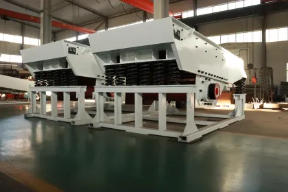 Multi-Functional Gold Mining Hopper Feeder Vibrating Stone Feeder Machine