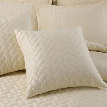 Quilting with embroidery BED SPREAD SET