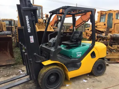 Komatsu FD30 Used Forklift