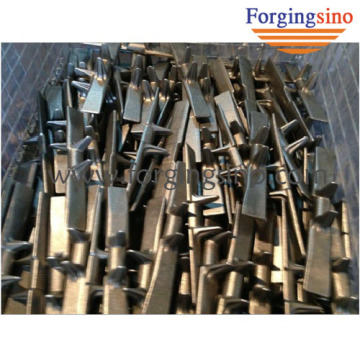 Forging and casting metal core for rubber tracks