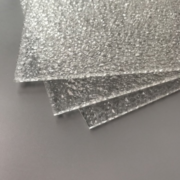 Striped acrylic sheet with crushed ice texture