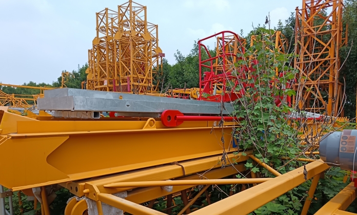 xcmg-used-tower-crane-steel-framework