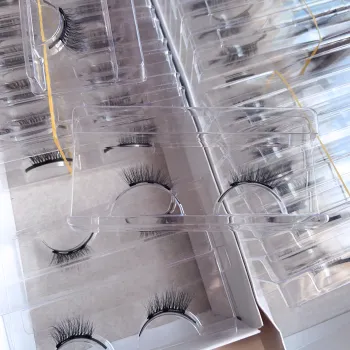 Magnetic Strip Custom Lash Boxes for 4D Mink Eyelashes