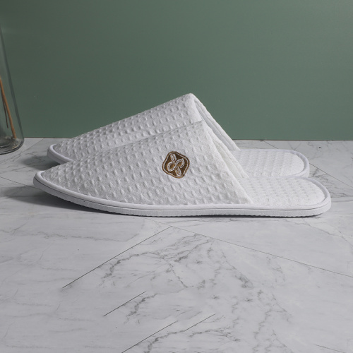 Nuevo diseño de algodón Velor Open Toe Hotel Slipper