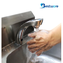 Touchless sink faucet hospital