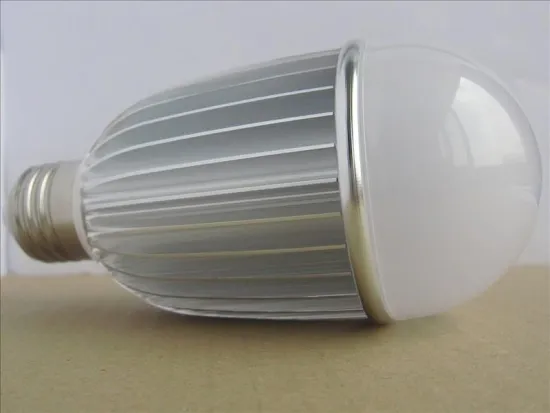 220 Volt 7w E27 Cree Led Light Bulbs Replacement 2800k For Home , School