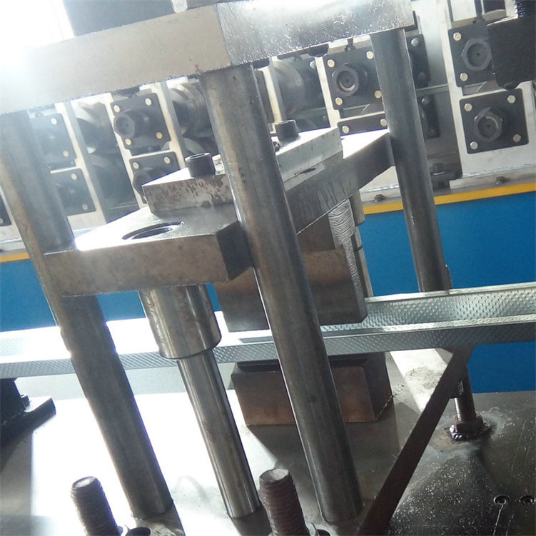 Furring Channel/Omega Channel Roll Forming Machine