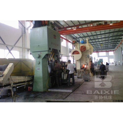 Martelo de forjamento totalmente hidráulico CNC com estrutura em forma de U CHK16