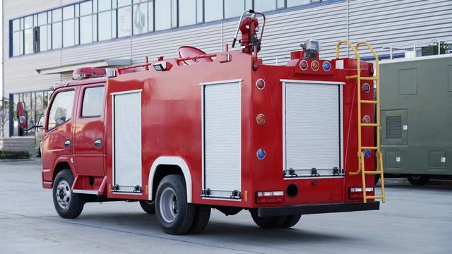 Dongfeng Euro 3 Euro 4 Fire Firemanker Car