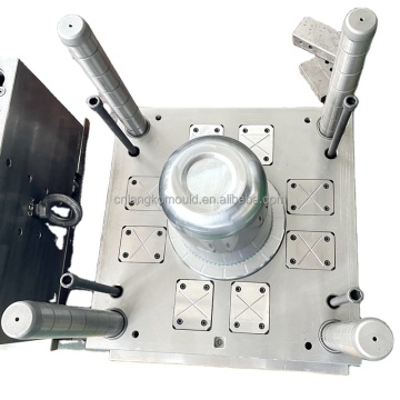 Waste Bin Mold: Quality Injection Plastic Garbage Bin Mould Supplier in Taizhou