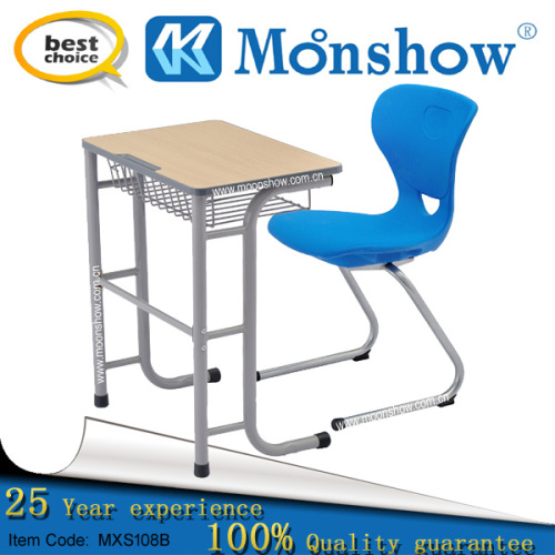 High School Student Schreibtisch mit Stuhl aus Kunststoff von Moonshow Schulmöbel