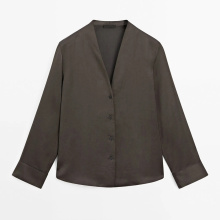Women's minimalist casual commuting style long sleeved V-neck shirt