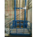 Small indoor outdoor hydraulic lift