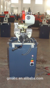 circular saw machine