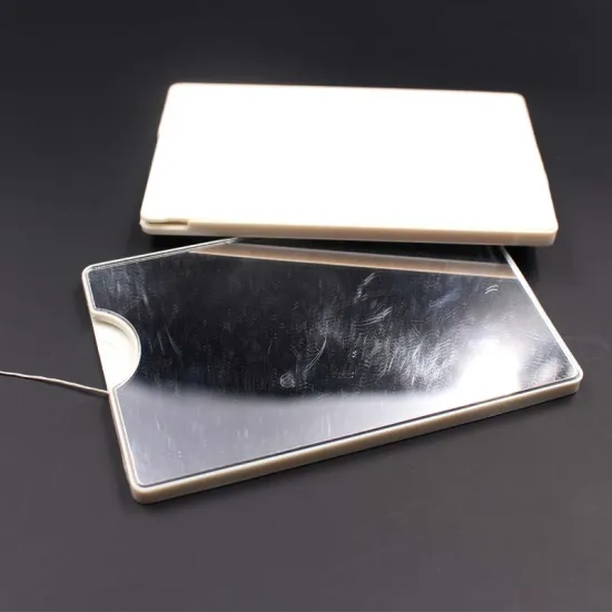 Card Dental Floss, Cutter on side with mirror