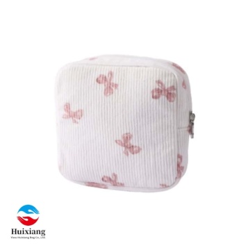 Almacenamiento elegante: bolso cosmético de cuero ligero y lujoso