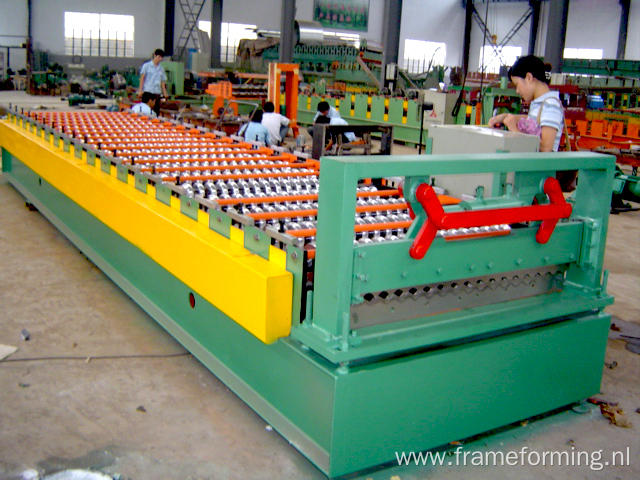 Automatic Corrugated Sheet Roll Forming Machine