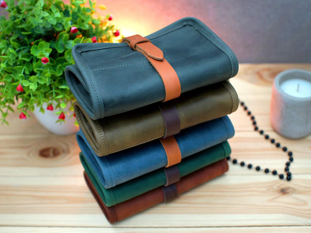 Handmade travel portable leather watch roll pouch bag