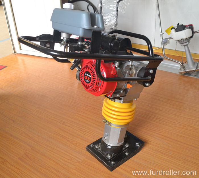 Gasoline vibratory compactor hammer China supplier tamping rammer FYCH-80