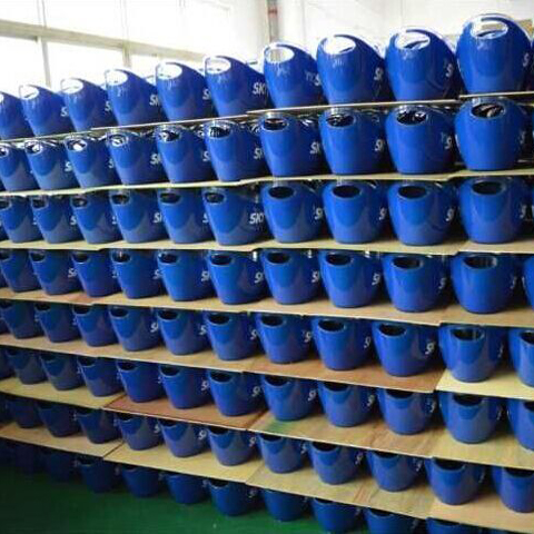 REIDZ BUCKET   large quantity 