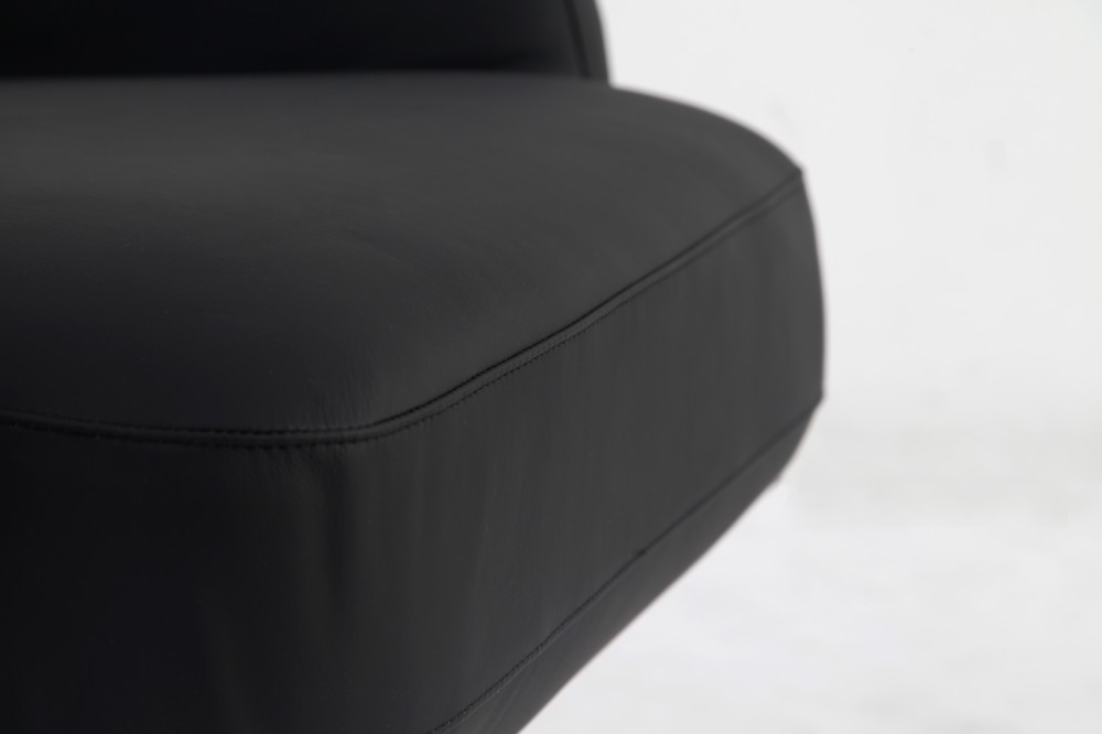 Grand Repos Lounge Chair Grand Repos Lounge Chair
