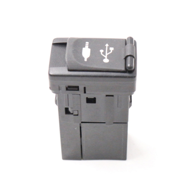 OEM USB Port Adapter Jack for Toyota Rav4 Camry Yaris Corolla Avalon - 100007732 86190-0R010