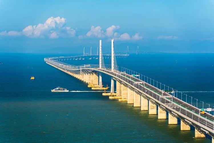 Hong Kong-Zhuhai-Macao Bridge (1)