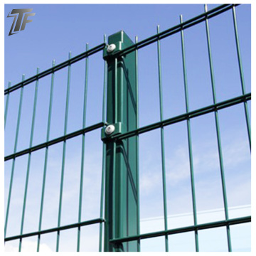 2018 New machine production double wire fence