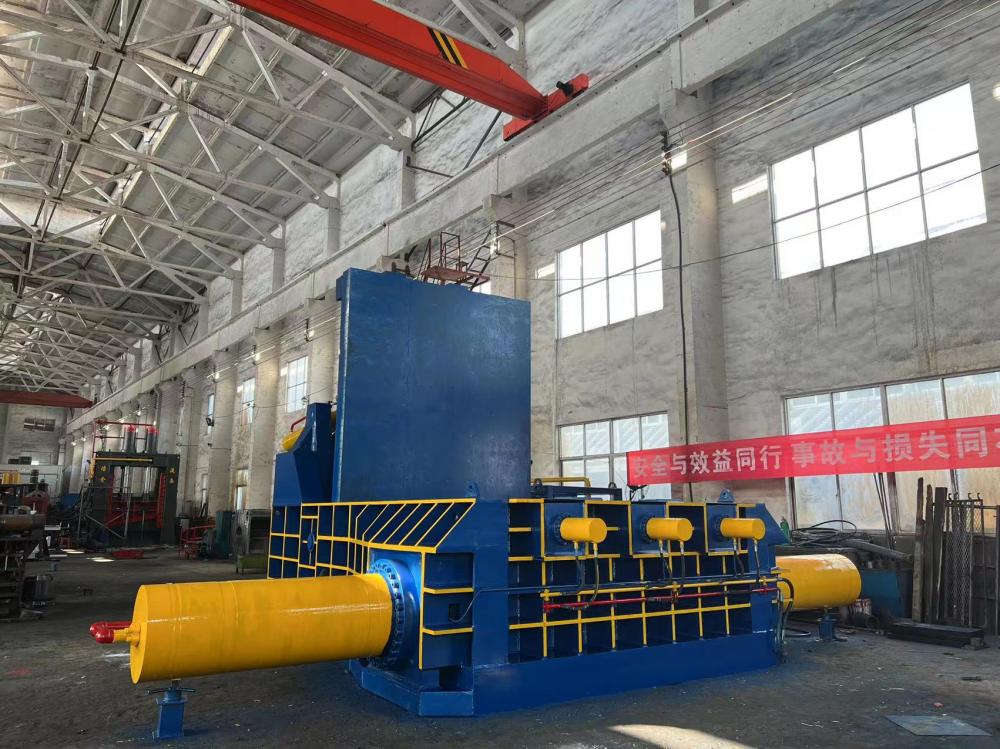 Metal Iron Pipe Tube Shavings Turnings Baler Machine