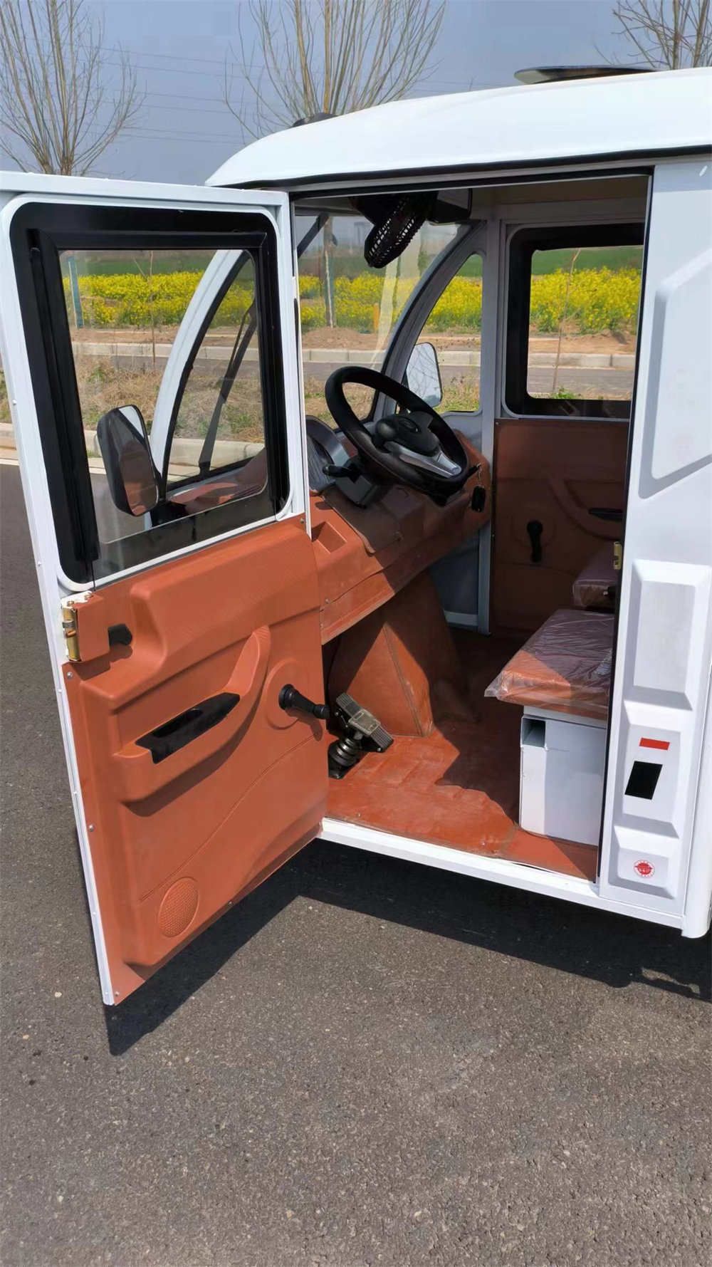 Fully Enclosed Electric Van