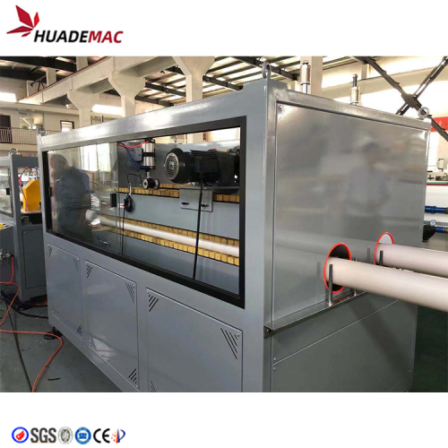 Ligne automatique de machine de fabrication de tuyaux en PVC en plastique
