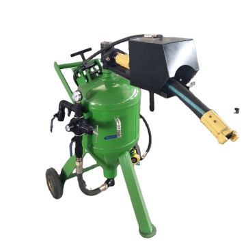 Used Sandblasting Equipment for Automobile Cleaning and Coating