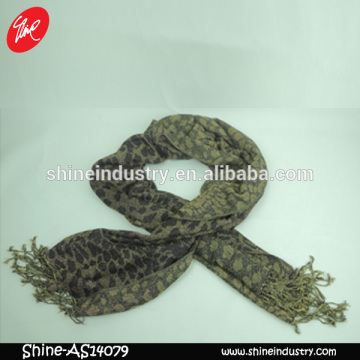 Latest women fashion leopard print high-grade long scarf