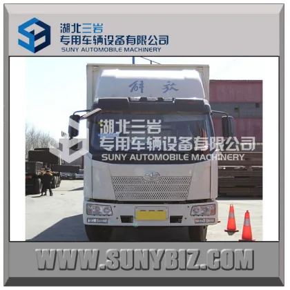 4x2 cargo van truck food box van truck