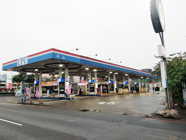 automatic touchless car wash