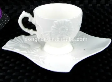 2015 high quality ceramic flower embossed mug and saucers wholesale