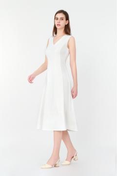 V-necked Sleeveless Knit White Dress