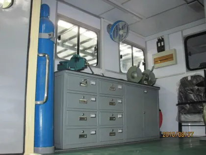 4 x 2 Maintenance Vehicle With Fixing Tools