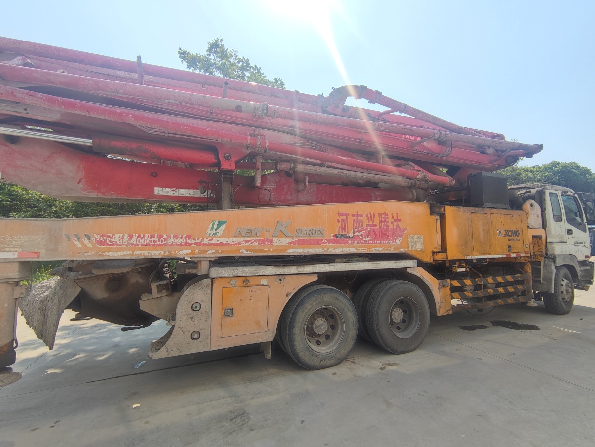 XCMG Isuzu 46-meter HB46K Concrete Pump Truck