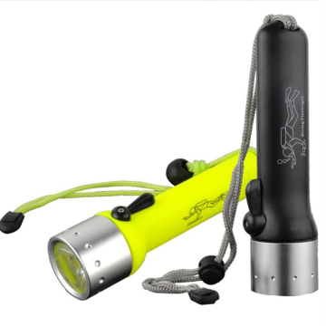 Scuba 180 LM: Ihre zuverlässige wasserdichte Tischlampe für Tiefsee -Abenteuer