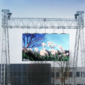 LED Display Screens: Versatile Solutions for Indoor Rental and Outdoor Advertising