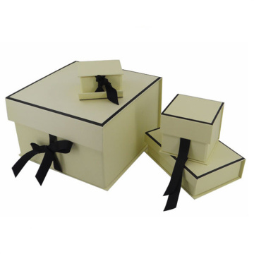 Custom Folding Personalized Packaging: Cardboard Rigid Boxes with Ribbons for Clothing