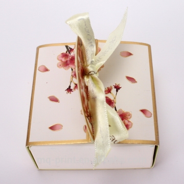 Newest Discount dinner dress paper gift box