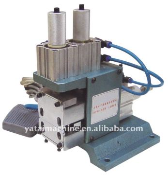 2013 Semi-automatic stripping twisting machine