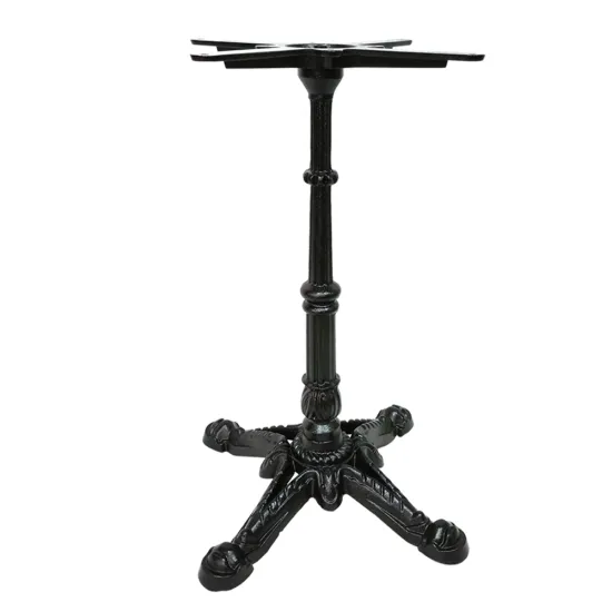 Black Cast Iron Cast Pied De Table with 4 Claws