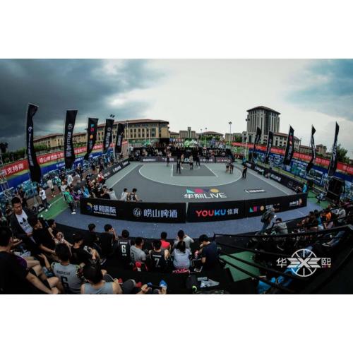 2018 FIBA ​​3x3 유로 컵을 사용한 코트 타일