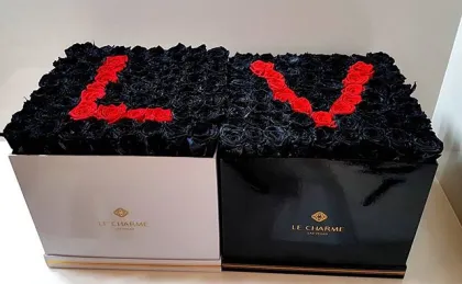 Preserved flower gift box with logo