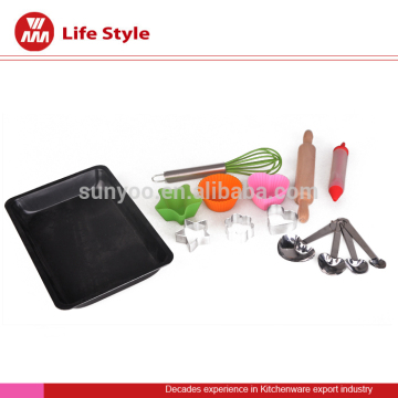 11 pcs food grade children bakeware with star/flower/love shapes set and cake tools