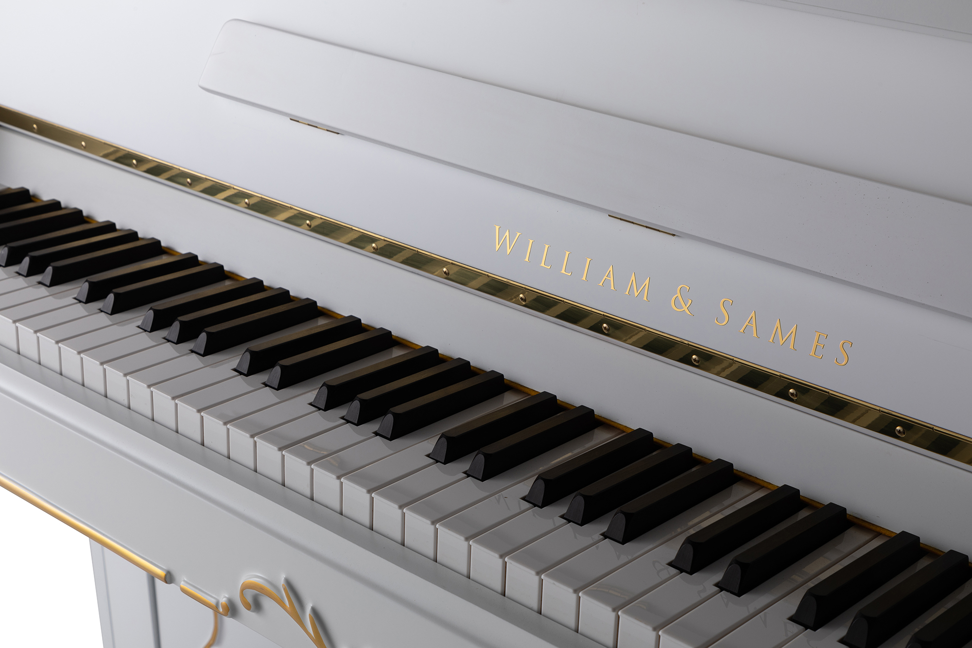 Williamssams S5W dik piyano beyaz yaldızlı mat ev 125cm akustik piyano