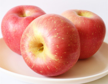 2014 Fresh Red FUJI Apple (SGS Certificate)